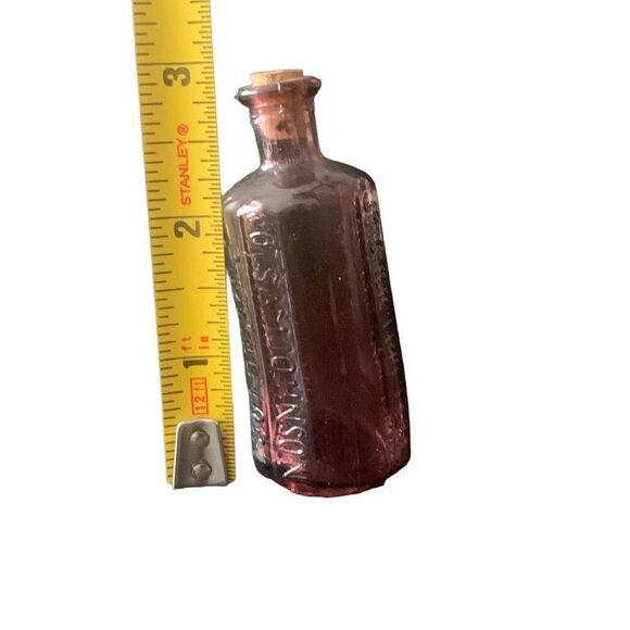 Vintage Alancasters Indian Vegetable Jaundice Bitters Minature Bottle With Cork - Picture 10 of 10